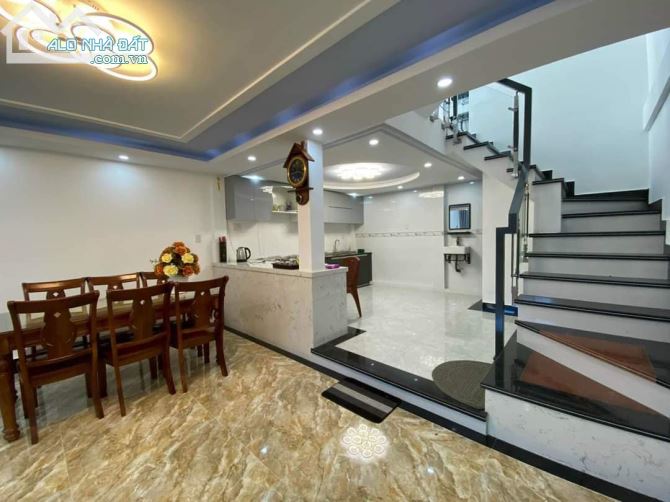 BÁN NHÀ 3 TẦNG Kiên Cô  MẶT TIỀN ĐÀO DUY TỪ Ngay trung tâm TP - Đoạn gần cửa Đông Ba , Nhà - 4