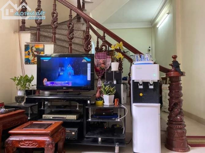 MẶT PHỐ Ô TÔ VÀO NHÀ KINH DOANH HUỲNH THÚC KHÁNG HÀ ĐÔNG 48M2GIÁ 6.5 TỶ .