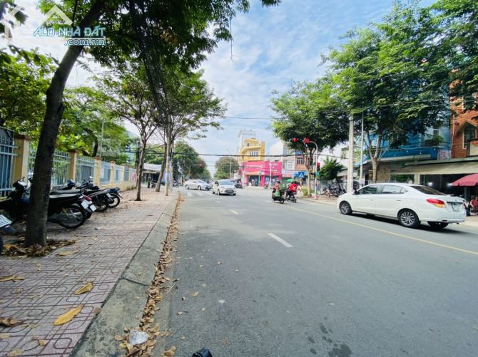 💥 Bán Nhà DT 92m2 Mặt Tiền Đường Huỳnh Văn Lũy P. Quang Vinh Giá 6,5 Tỷ