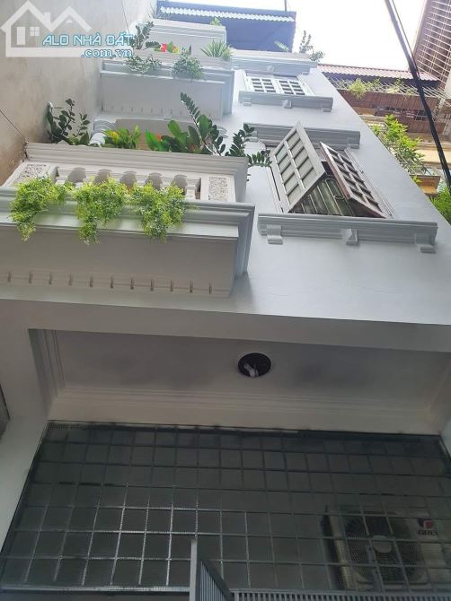 Bán nhà phố Cẩm Hội 70m, 4 tầng phân lô oto đỗ, thoáng trước sau, dân trí cao, giá 13 tỷ