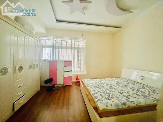 Siêu Hiếm Phân Lô Ngõ 61 Lạc Trung 63M2 4T MT5M Ô Tô Tránh Hai Thoáng Giá 12.5 Tỷ - 2
