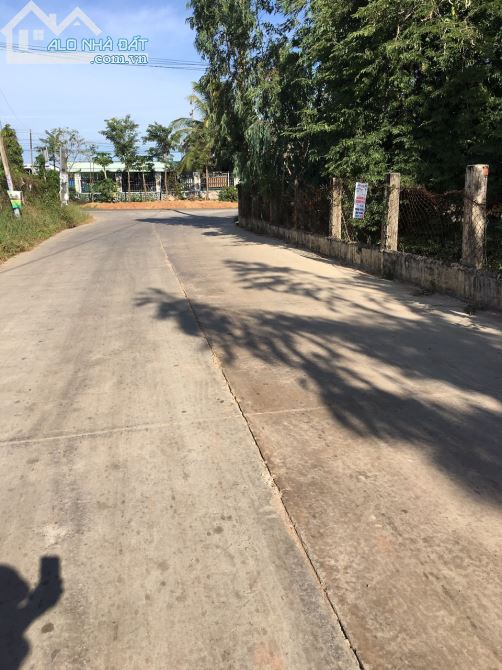 Bán mảnh vườn Lô 2 đường dẫn Hàm Kiệm-Tiến Thành về dự án NoVaWorld Phan Thiêt