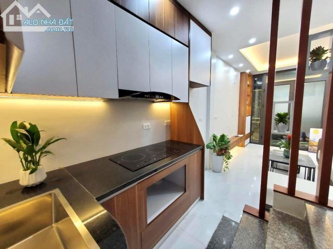 KIẾN HƯNG - HÀ ĐÔNG - 40M - 5T - OTO - KD - NHỈNH 8 TỶ. - 2