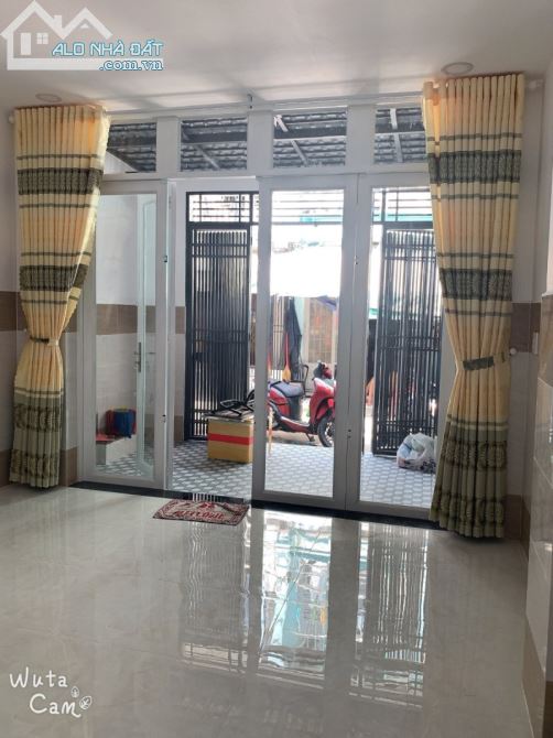 Bán nhà hẻm 4m Đất Mới Bình Tân 58mx2, 2PN chỉ 3 tỷ.