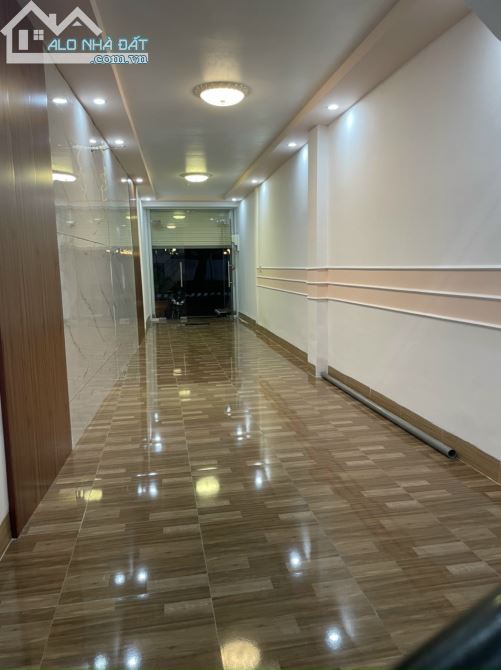 NHÀ MẶT TIỀN Đ.TRẦN PHÚ ĐỐI DIỆN CÔNG AN TP.CẦN THƠ TIỆN KD MUA BÁN -LỘ GIỚI 40M - 1