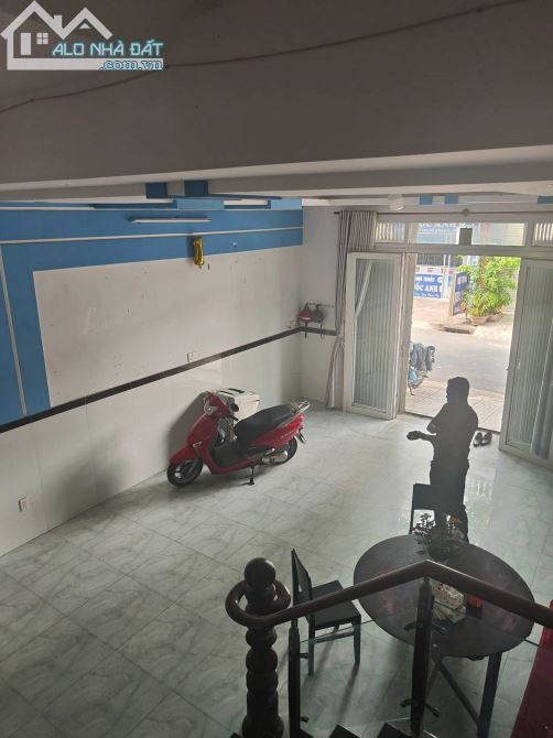 HXT NGUYỄN SỸ SÁCH -TÂN BÌNH-92M2-5 TẦNG CHỈ HƠN 10 TỈ
