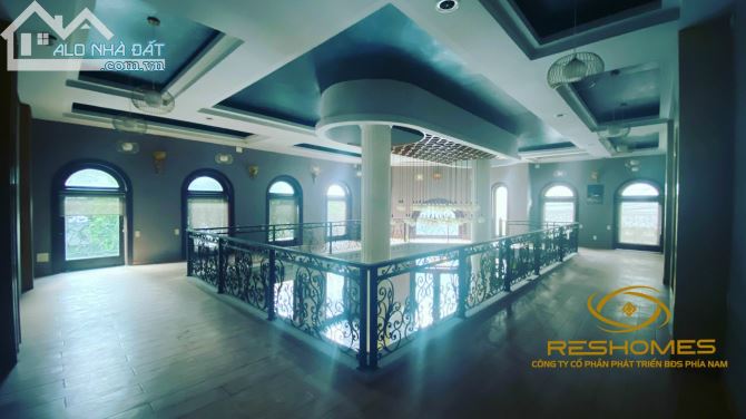 Bán căn góc 2 mặt tiền đường D8. khu D2D Võ Thị Sáu, 160m2. Giá 32 tỷ