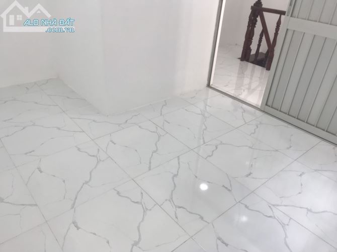 Bán nhà 3 tầng 21/30 Vạn Kiếp 4.6 tỷ, gửi HH 1%