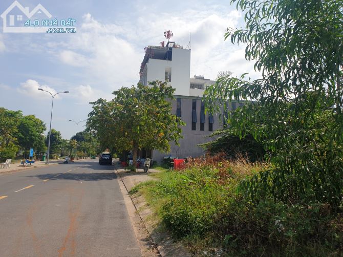 BÁN GẤP TRONG TUẦN - Lô đất MT đô thị An Phú An Khánh - Quận 2. DT: 20x20. Giá: 150tr/m - 1