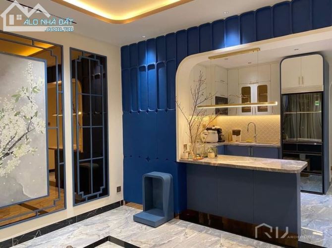 Bán biệt thự mini Thành Thái Quận 10. 82 m2 - 18 tỷ.