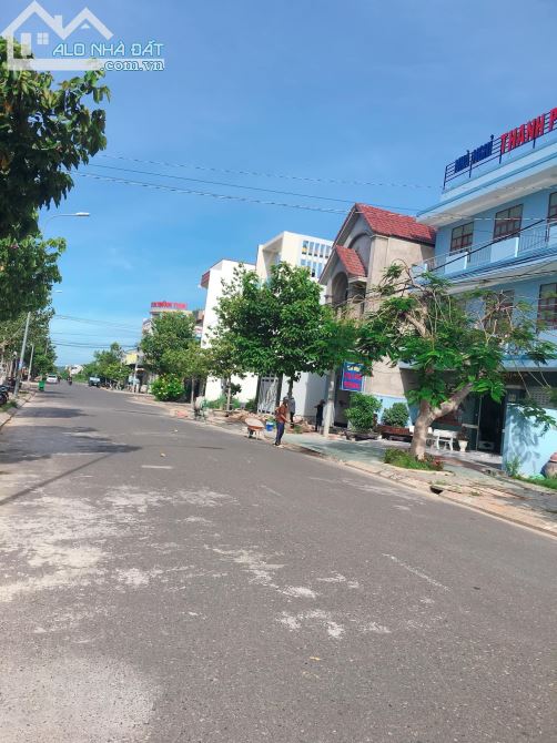 Cần bán Đất Đường Lê Đại Hành Ngay Siêu Thị Lotte Trung Tâm Thành Phố Phan Thiết Bình Thuậ - 2