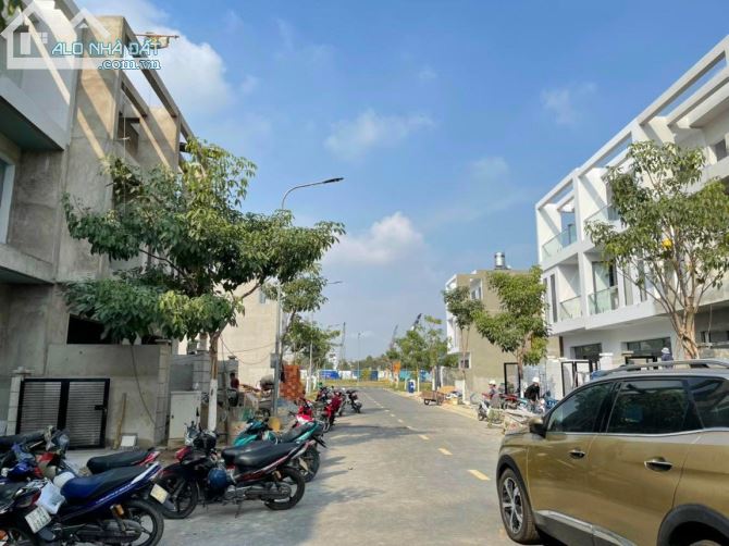Nhượng gấp 4 lô góc 147,5m2 vị trí đắc địa đối diện CC Bình Nguyên, giá thấp hơn TT 200tr - 5