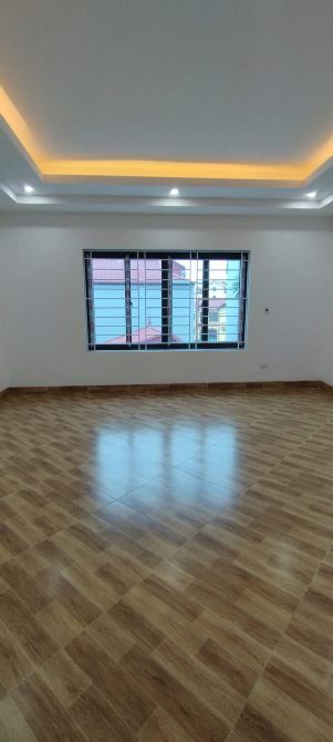 Bán nhà đẹp Văn Tiến Dũng, Từ Liêm, mới, nông, gần phố,bãi oto gần, 35m*5Tmt4.*chỉ 5.x tỷ - 1