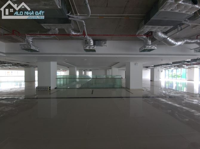 Cho thuê văn phòng dự án Stellar Garden cho thuê sàn văn phòng DT 100m2 - 2500m2 - 2