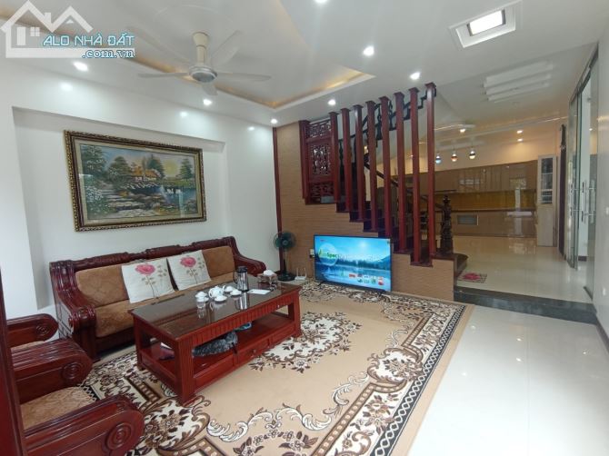 Bán Biệt Thự Khu Đô Thị Hoà Vượng - Đường Nguyễn công trứ - TP Nam Định