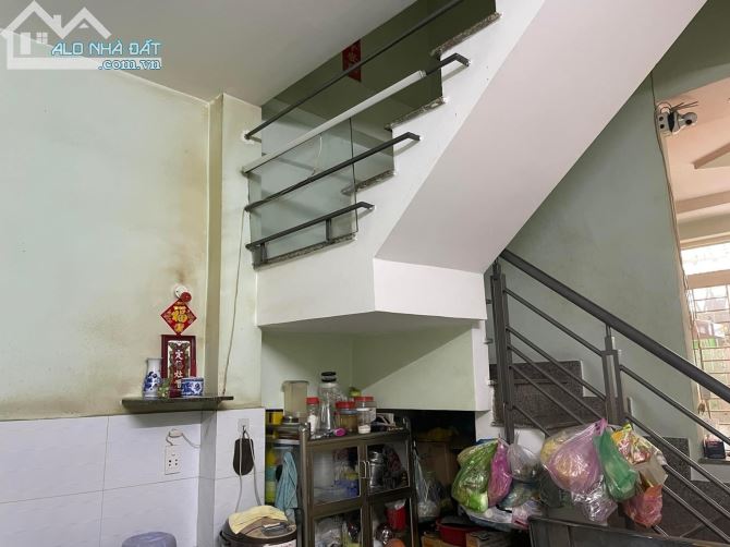 Gấp bán giảm 1,1 tỷ chỉ còn 5,x tỷ TL. Nhà 4 tầng. 40m2. Ngay Vĩnh Viễn - 3