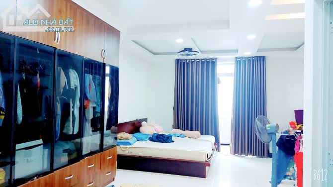 Bán Nhà Đẹp Hẻm ÔTô Ngủ Trong Nhà Phạm Văn Hai,P5,Tân Bình, 96M2,Ngang 4.6m,5tầng,12tỷ99