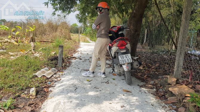 Bán đất thổ cư xã Long Trạch, Cần Đước. Dt 5x24m, đường công cộng 2m - 5