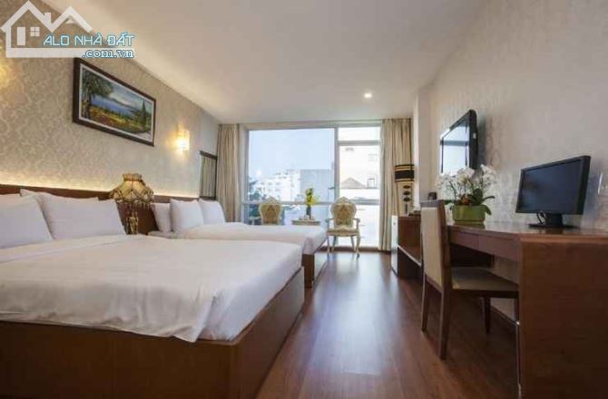 BÁN KHÁCH SẠN MT BÙI THỊ XUÂN 12 LẦU ĐANG CHO THUÊ 8,500 GIÁ BÁN 85 TỶ - 2