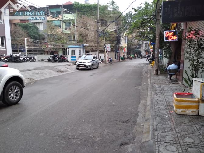 Cho thuê nhà mặt phố Trung Hòa diện tích 130m,5 tầng thang máy, mt 6m, 80tr/th - 1