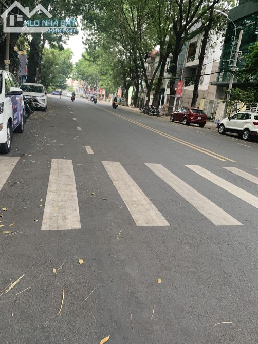 Bán nhà góc hai mặt tiền đường 65 rộng 25m trong khu dân cư Tân Quy Đông p.Tân Phong - 1