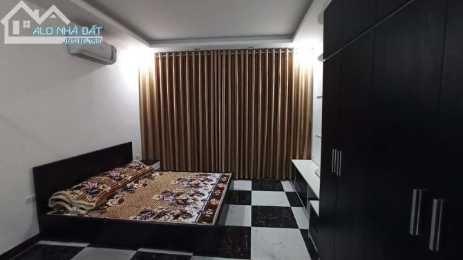 Cho thuê chung cư mini thang máy đủ đồ phố Trần Khát Chân 50m giá rẻ mới tinh - 1