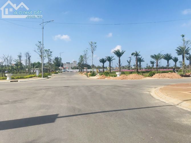 Ra hàng lô đất biển Mỹ khê ngộp NH - 3
