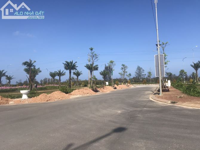 Ra hàng lô đất biển Mỹ khê ngộp NH - 4