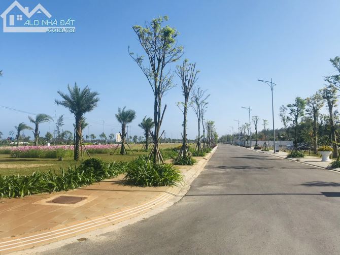 Ra hàng lô đất biển Mỹ khê ngộp NH - 5
