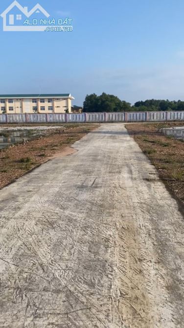 Đất QH trường cấp 3 Hà Trung, Vinh Hà, Phú Vang, Huế. Đường QH 9m Dt: 150m2