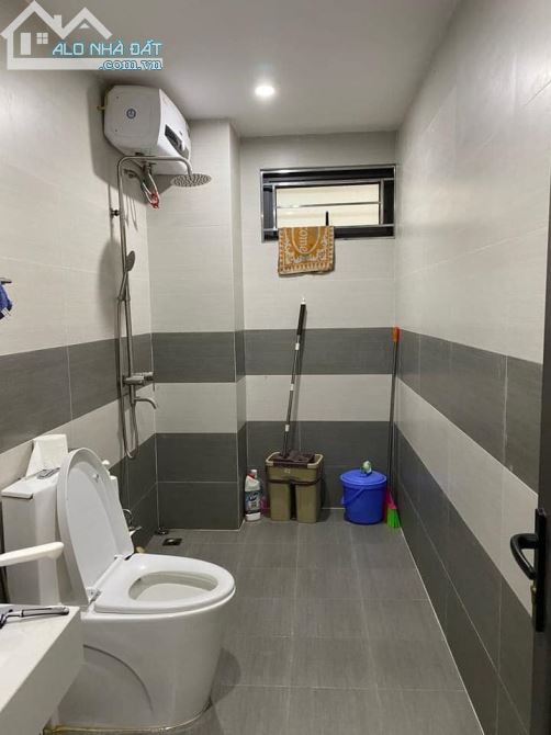 BÁN GẤP NHÀ LÔ GÓC 3 THOÁNG PHỐ GIÁP BÁT, HOÀNG MAI, 42M2, 4 TẦNG, MT 7M - 2