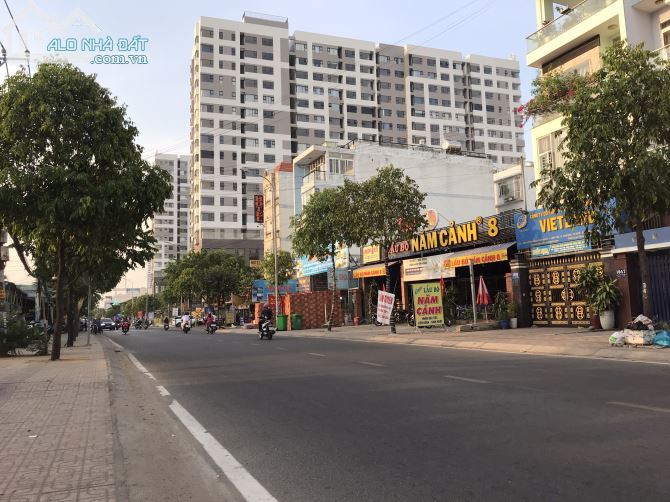 Bán Đất đường Đào Trinh Nhất, Phường linh Tây,Thủ Đức.180 m2, giá: 15.5 tỷ - 1