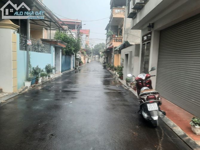 BÁN ĐẤT THỊ TRẤN ĐÔNG ANH  MẶT PHỐ - 1