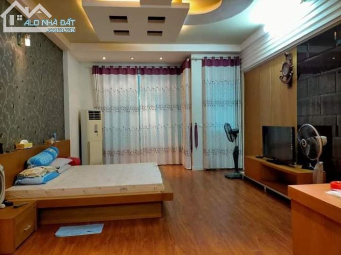 Biệt thự liền kề Trung Hòa, Cầu Giấy. Thang máy. 2 thoáng đẹp. 17 tỷ - 2