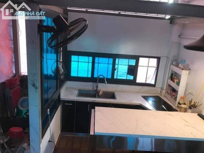 Nhà mới 7 tầng thang máy phố vip lý nam đế, hoàn kiếm, hà nội.