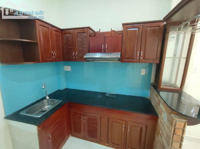 Bán nhà mới  hẻm ba gác gần Đại học Thuỷ Lợi Trường Sa P.17 Bình thạnh 23M2 4PN giá 3 TỶ05 - 4