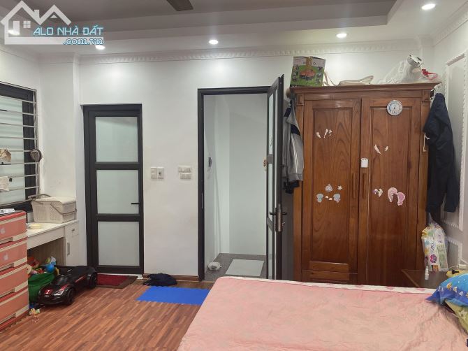 XUÂN THỦY CẦU GIẤY, DÂN TRÍ CAO, NGẬP TRÀN TIỆN ÍCH,FULL NỘI THẤT,36m, chỉ 6.x tỷ - 3
