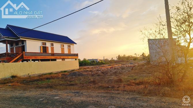 BÁN ĐẤT LỘC AN ĐẤT ĐỎ BÀ RỊA VŨNG TÀU diện tích 6,5x22,đường rộng 15m - 1