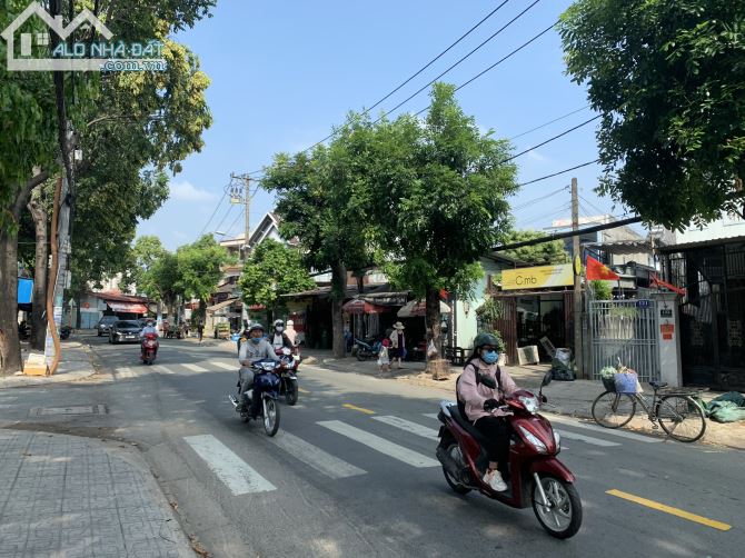 Bán đất mặt tiền kinh doanh Linh Trung, TP Thủ Đức. DT: 4 x 23,8= 95,2m2, Gía: 9.7 tỷ - 1