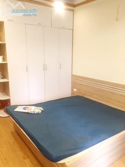 Cần bán gấp nhà mặt ngõ 663 Trương Định, oto, DT 40m * 5 tầng. Giá 4,5 tỷ - 1