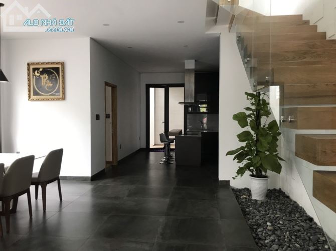 Bán biệt thự đẹp 3 tầng 250m2 (10x25) - MT Bùi Tá Hán, Nam Việt Á - Full nội thất cao cấp - 4