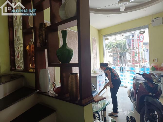 BÁN NHÀ GIẢI PHÓNG – NHÀ ĐẸP FULL NỘI THẤT – Ô TÔ 38M2*5T, MT 4M, 6.6 TỶ