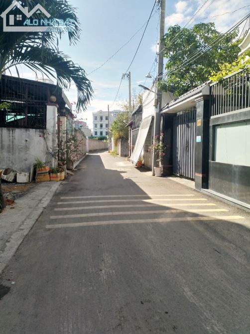 Bán 75m đất hẻm 2 ô tô đường số 11 Trường Thọ Tp Thủ Đức, sổ đỏ