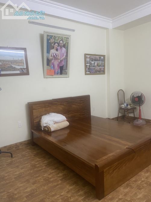 Bán nhà 5 tầng thang máy mặt đường Chùa Hàng. Vị trí đẹp - 3