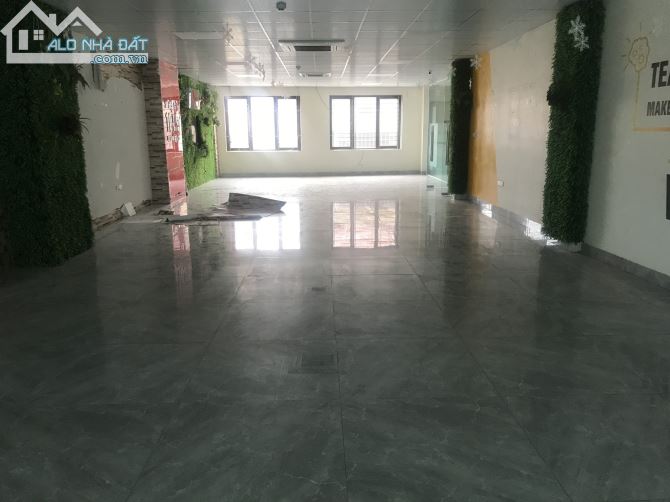 Cho thuê  Văn phòng 80m2,120m2,160m2 mặt phố Hòa Mã - Hai Bà Trưng