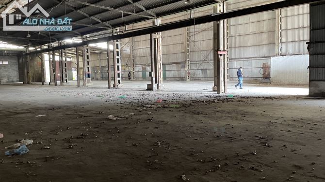 Cty cho thuê 3.000m2 kho xưởng giá 50k tại Đức Giang,Long Biên,Hà Nội