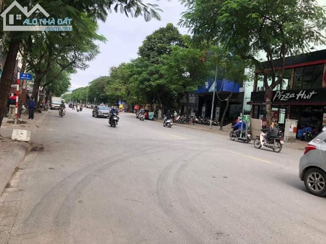 Bán nhà Xuân La, Tây Hồ, 62m2, MT4.8m, ngõ thông, 10m ô tô tránh, hợp xây nhà 6T thang máy