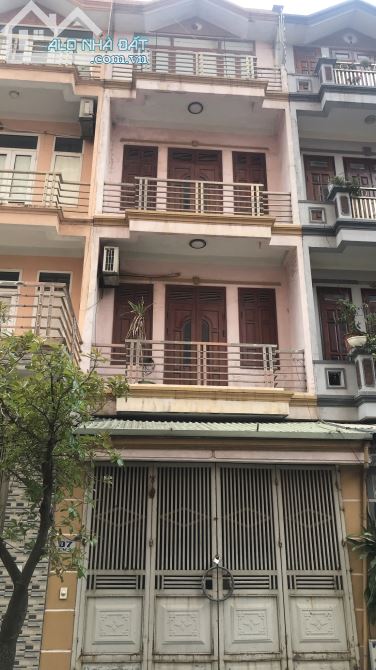 Chỉ 6.5 tỷ nhà 5 tầng 60m2 khu đô thị Vinaconex 21 Quang Trung Hà Đông hoàn thiện đẹp