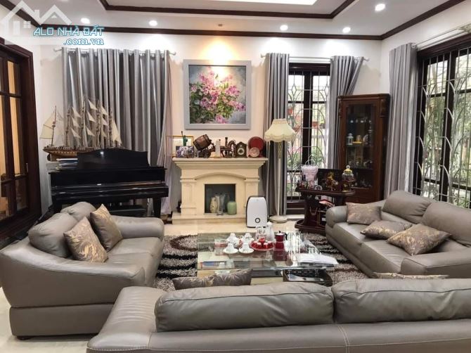 BÁN GẤP BIỆT THỰ NGỌC THỤY 160M x 4T, NGAY ĐT KHAI SƠN, ÔTÔ KINH DOANH. GIÁ 19.7 TỶ.