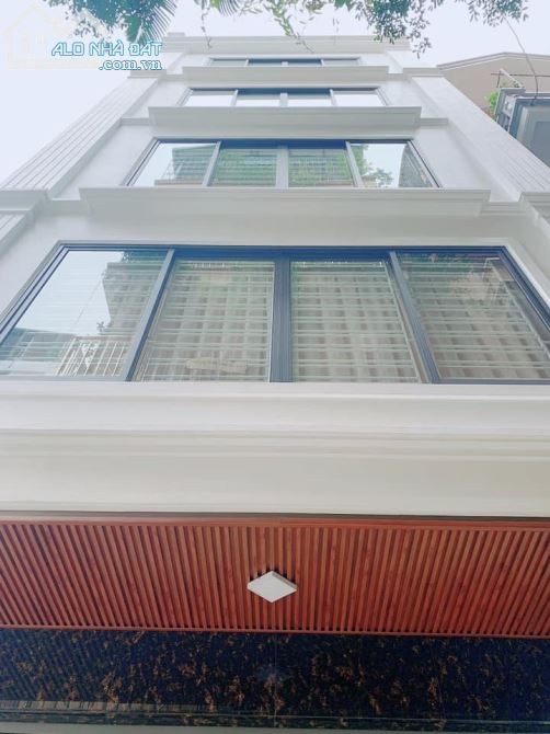 PHÂN LÔ VIP Ô TÔ TRÁNH – THANG MÁY – BÁN NHÀ HOÀNG QUỐC VIỆT CẦU GIẤY 70M2 6 TẦNG MT 6m - 1